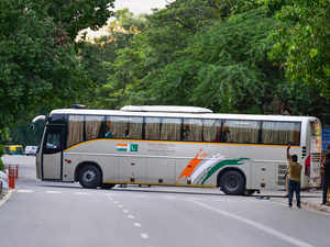 Delhi-Lahore-bus-pti