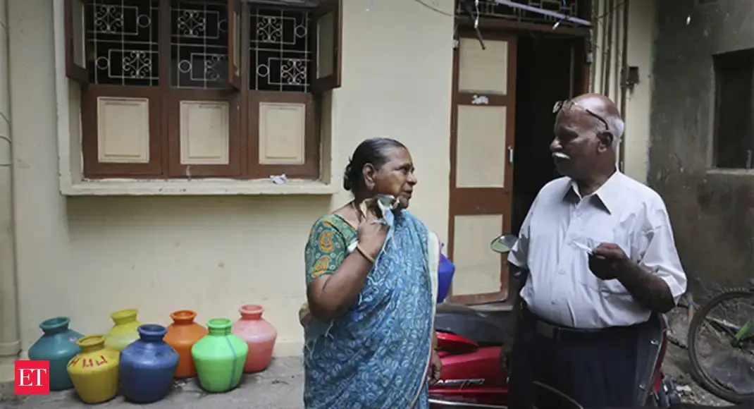 People, companies forced to save water in parched Chennai - In deep water - Economic Times
