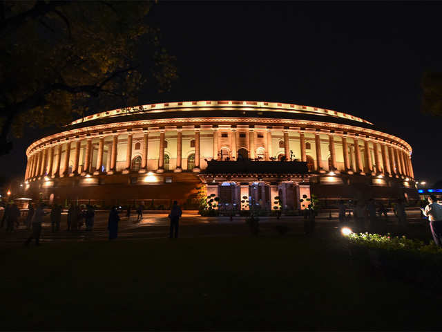 Dynamic lighting at Parliament