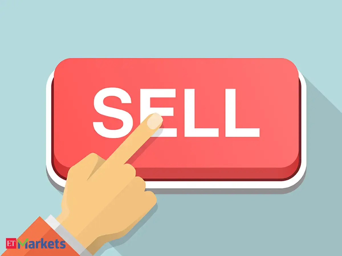 No Refunds Or Exchange Red Bold Letter Print Horizontal Wall Border Business Retail Store Sign