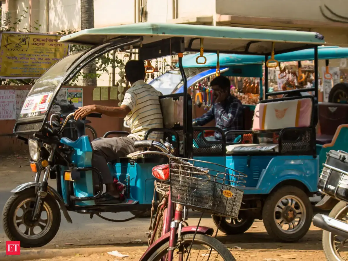 E-rickshaws laid siege to Delhi in 7 years - E-rickshaws storm Delhi ...