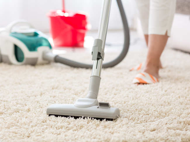 ​It is advisable to use vacuum cleaning or wet mopping. ​