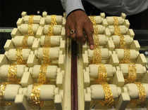 Factors that affect gold price