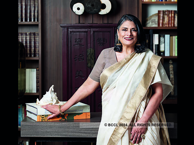 Sunita Kohli wearing jewellery from Zoya’s Awadh Collection