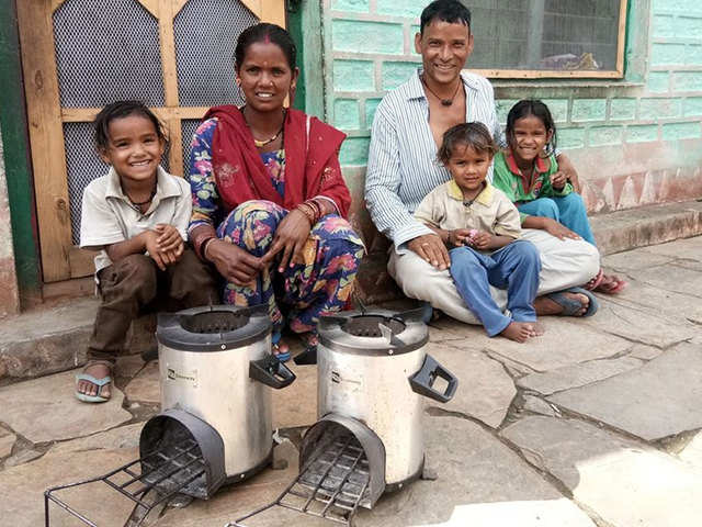 Reducing smoke from stoves