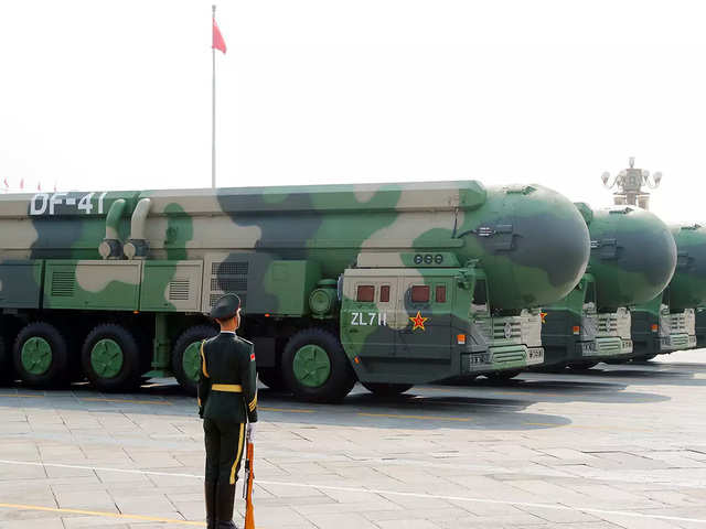 china-debuts-df-41-missile.jpg