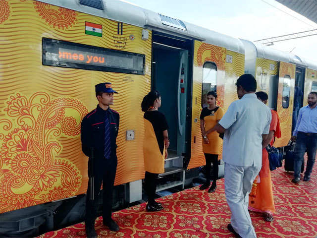 Ticket fares - India&#39;s first private train Lucknow-Delhi Tejas Express flagged off | The Economic Times
