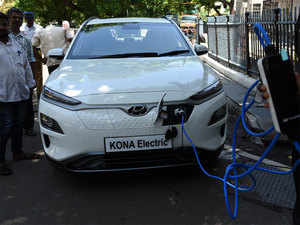 India has 150 million drivers. Only 8,000 of them want electric cars