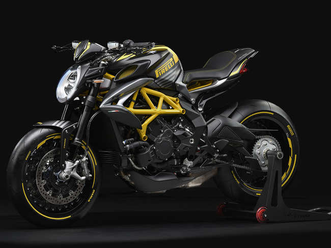 ​The Dragster ​800 RR Pirelli trim is tagged at Rs 21.5 lakh​.