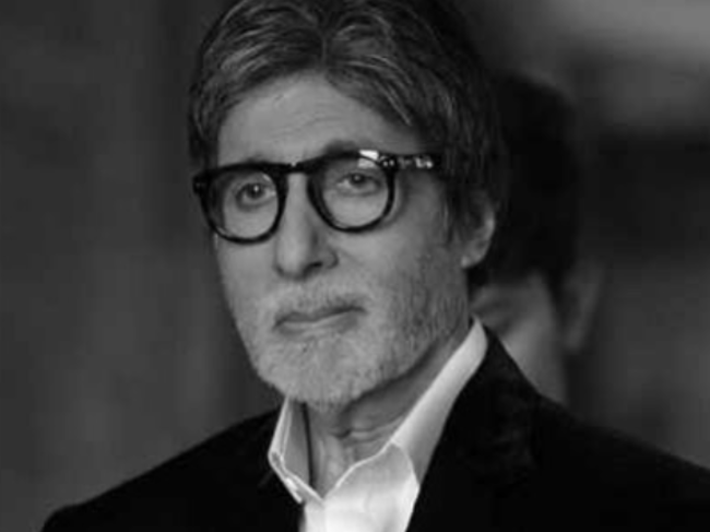 Celebs from tinsel town pay tribute to the King of Bollywood on his 77th birthday. (Image: Instagram/ Amitabh Bachchan)