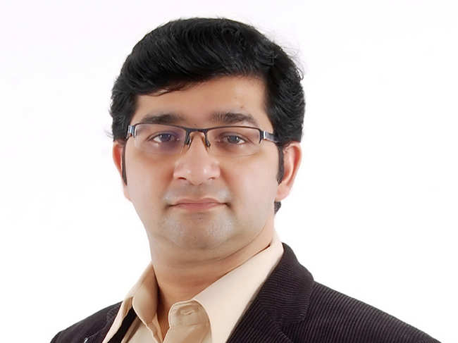 Sumit-Agarwal-Founder-&-CEO