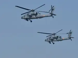 Apache choppers need integration with ground forces: Experts