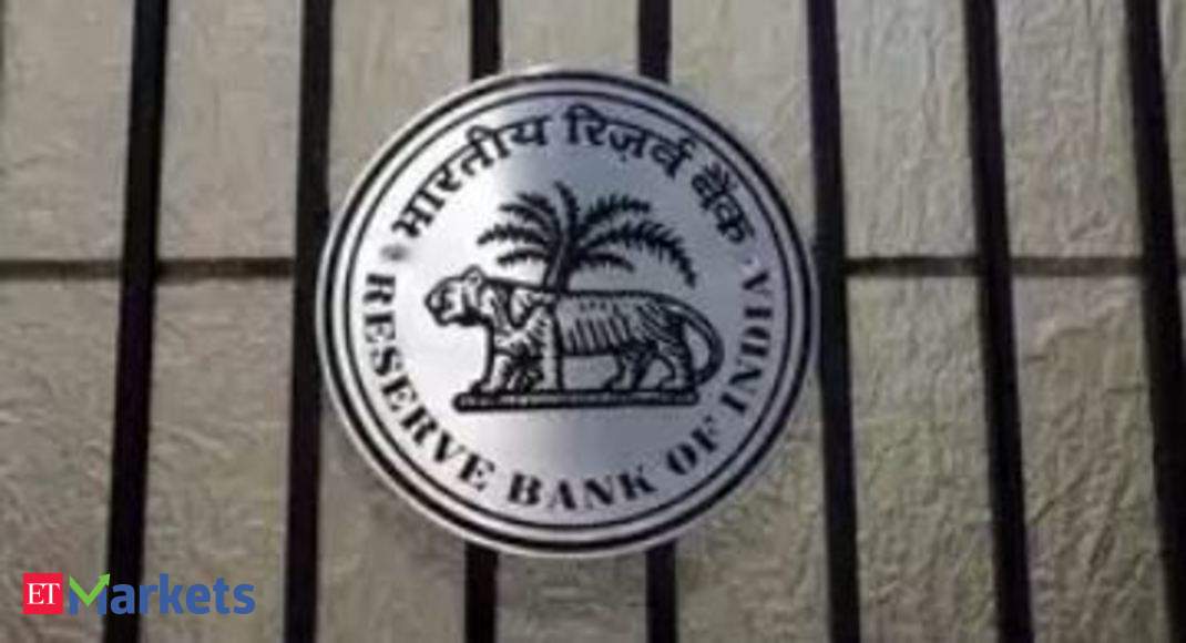 RBI bans use of agents to chase loans - Economic Times