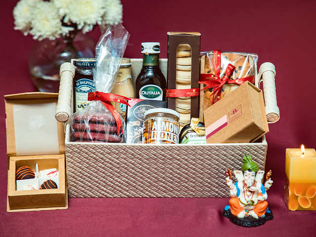 Specially Curated Festive Hampers