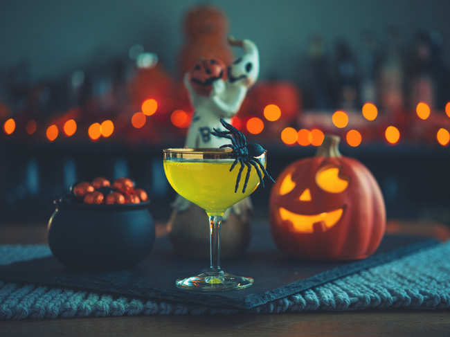 halloween-drink-pumpkin_iStock