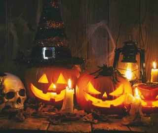 Last-Minute, Spooky Halloween Decor Ideas