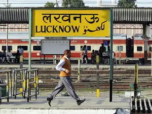 Lucknow station_bccl