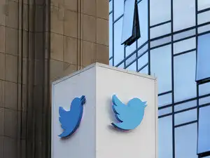 twitter-AP