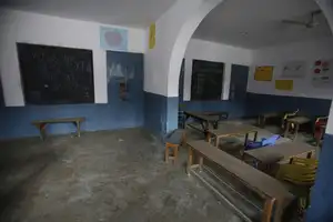 kashmir school