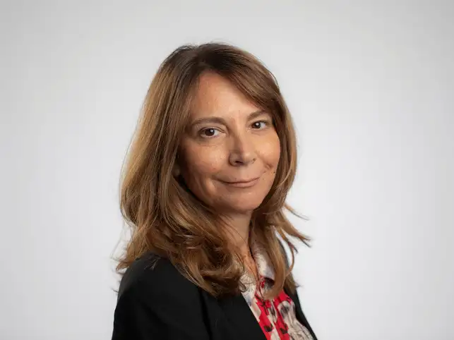 Prior to joining the FT in 1995, Roula Khalaf worked at Forbes magazine in New York and holds a master's degree from Columbia University.