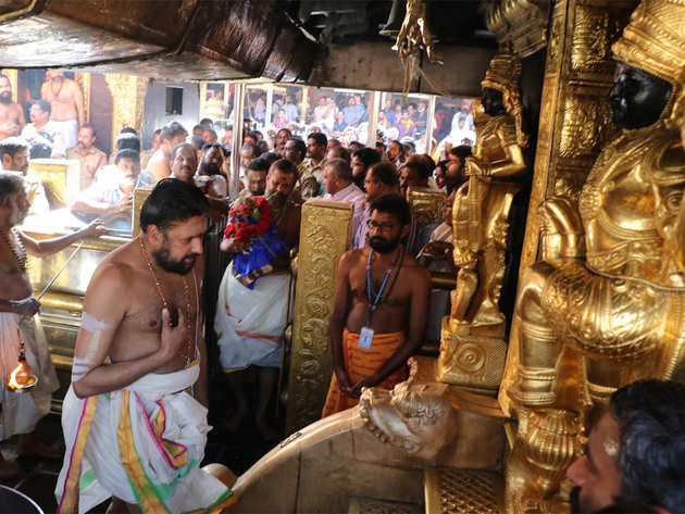 Sabarimala verdict highlights: SC refers to larger bench, debate over entry of women remains