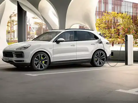 Porsche Cayenne e-Hybrid
