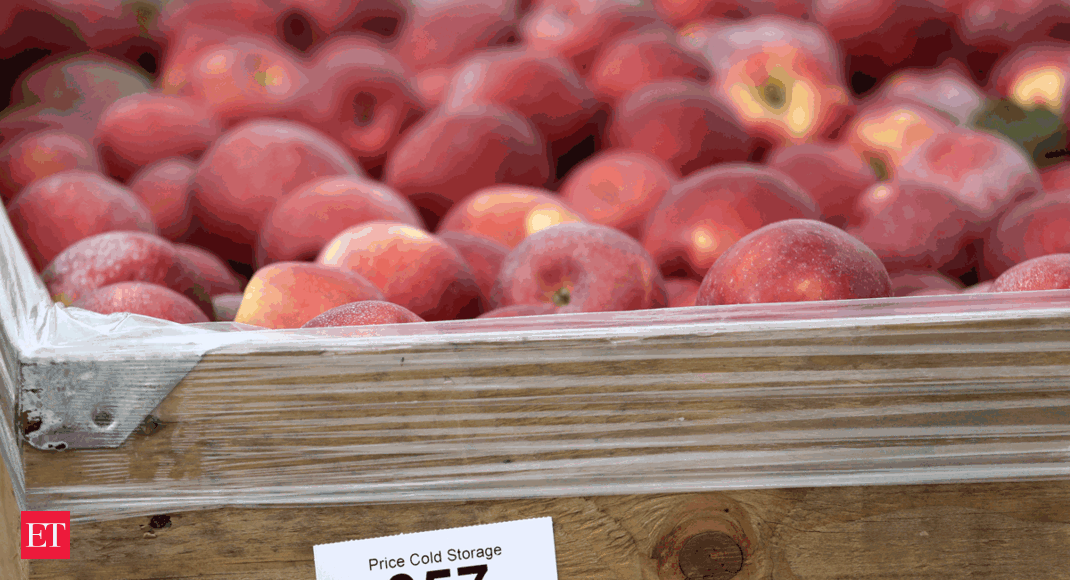 Apple prices crashed in Kashmir after market intervention by Nafed, says Raju Shetty - Economic Times