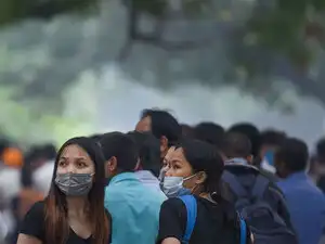 The intangible costs that Delhi's dirty air carries for a slowing economy