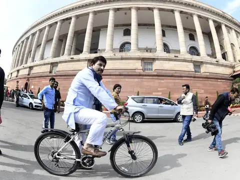 Manoj Tiwari