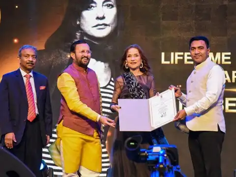 Huppert Feted With A Big Honour
