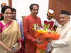 Maharashtra CM-designate Uddhav Thackeray, wife call on Guv at Raj Bhavan