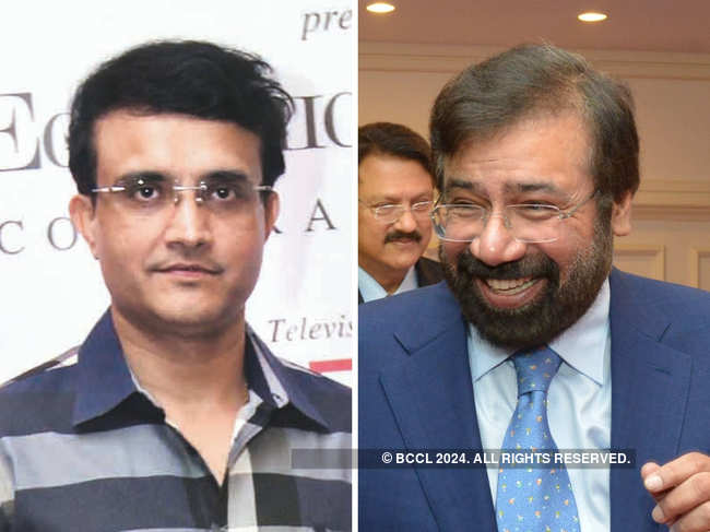 Selfie requests began as soon as Sourav Ganguly (L) arrived. Harsh Goenka (file photo - R) had a quick lie-down on a lounge chair by the pool​.