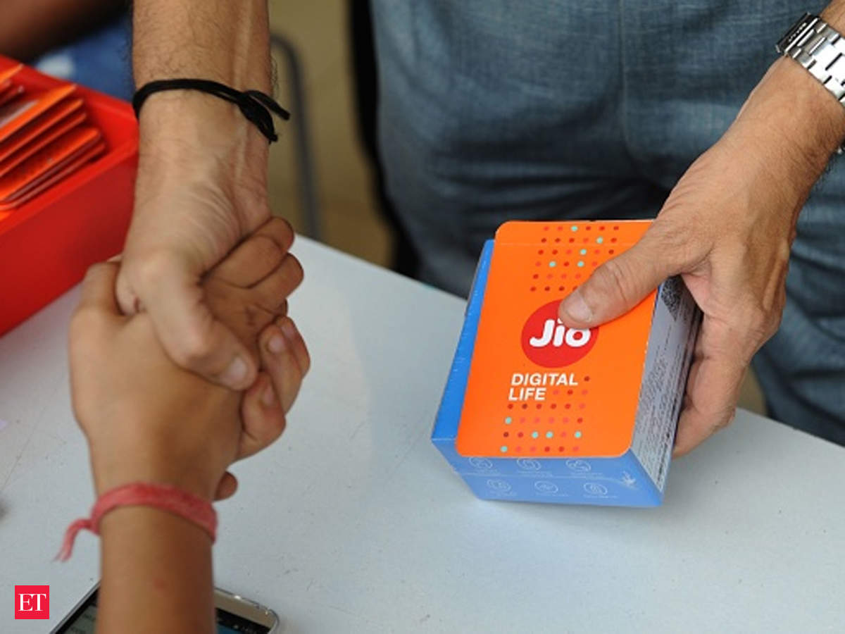 Jio Fiber Plans | No more free fiber: Jio starts billing home broadband  users