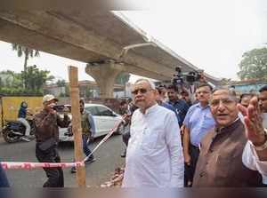 Patna: Bihar Chief Minister Nitish Kumar inspects the under construction R Block...
