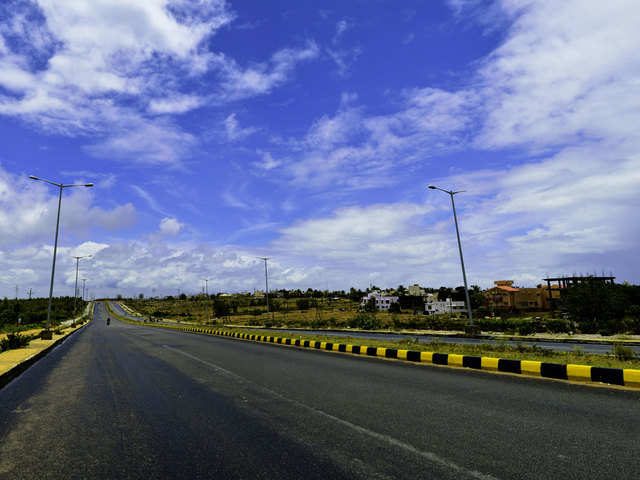 Bundelkhand expressway (296 km)