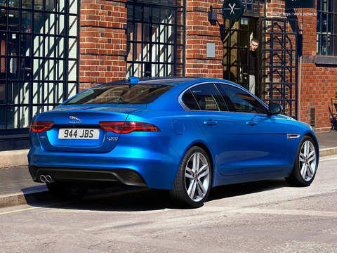 Tech features - Jaguar XE facelift launched in India, starting price is Rs  44.98 lakh
