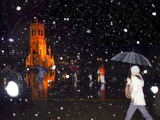 ​Snowfall at Ridge in Shimla