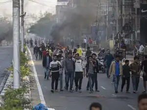 Anti-CAA stir: Violent protests rock Jamia, AMU; Bengal boils, uneasy calm in Assam
