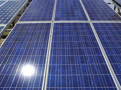 Delhi Metro Trains To Now Run On Solar Power Too Dmrc Gets