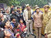 Students sing national anthem, offer roses to policemen, send footwear to protest sites...