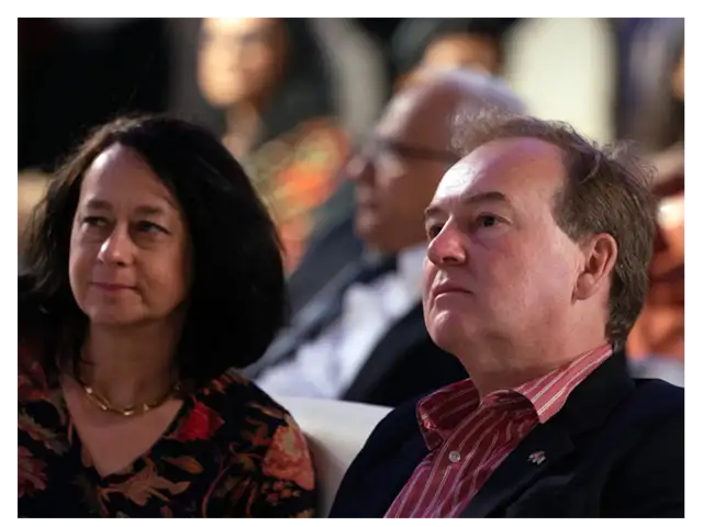 The_Managing_Director_of_Machani_Group_Ravi_Machani_with_His_Highness ...