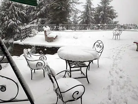 Himachal turns white