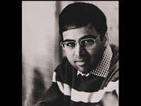 chess: For all the Chess romantics: Viswanathan Anand released his book  'Mind Masters' on Friday - The Economic Times