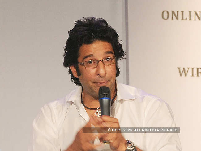 While flying from Karachi to Dubai, Wasim Akram lost his watch, a “family heirloom”.