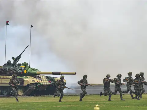 Why is Army day celebrated?