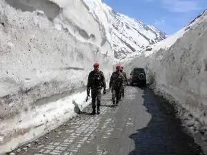 army_snow_bccl