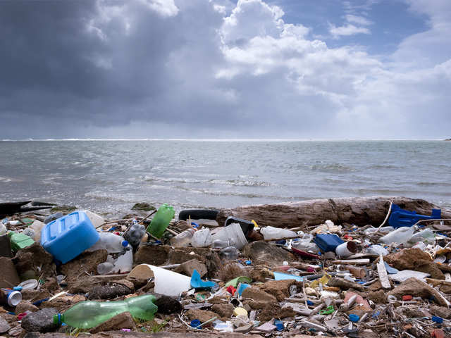 Plastic polluting the oceans