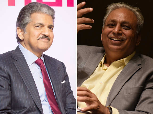 CP Gurnani (right), the MD and CEO of Tech Mahindra, who follows the Mahindra chairman (left) on Twitter, got a chance to reunite with his college friend.