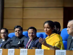 sitharaman-wid-team-ani