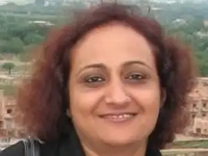 Anita-Nayyar-linkedIn